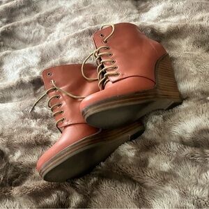 Urban Outfitters Cooperative Leather Wedges - Size 7.5